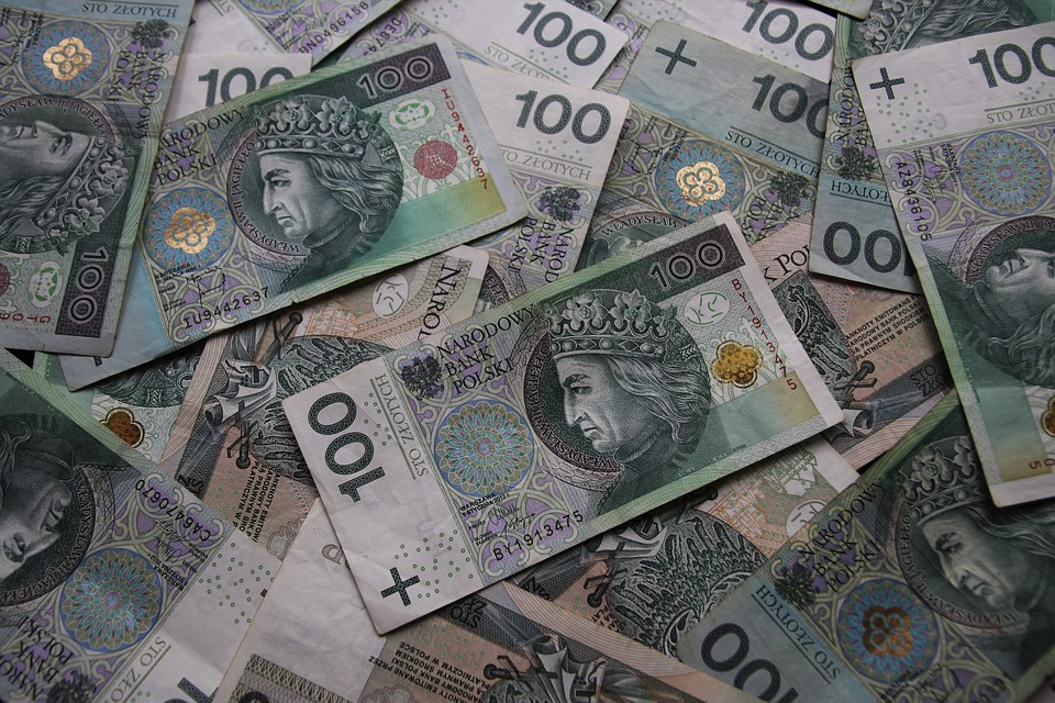 NFZ uwalnia fundusze na nadwykonania i wyroby medyczne